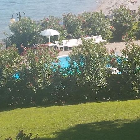 Casa Di Ludovica Apartment Manerba del Garda Luaran gambar