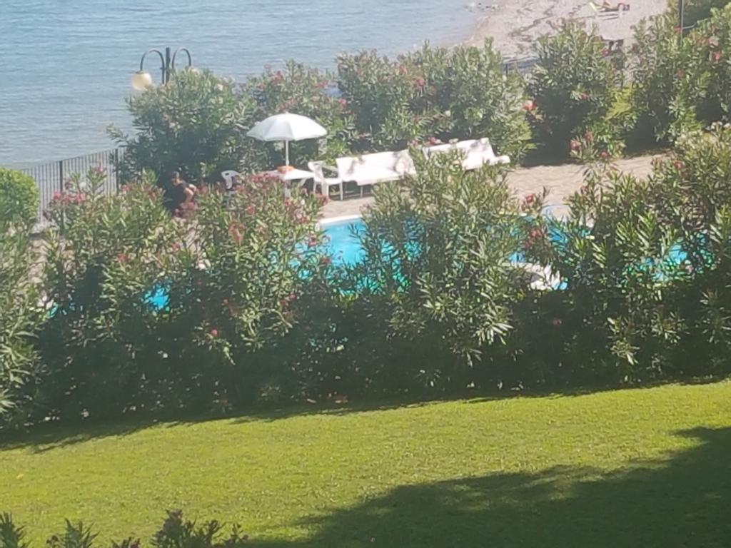 Casa Di Ludovica Apartment Manerba del Garda Luaran gambar