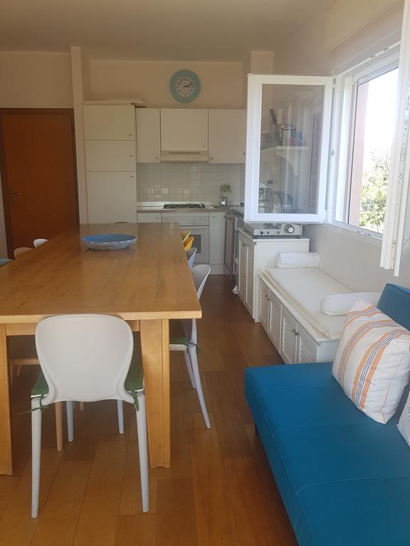 Casa Di Ludovica Apartment Manerba del Garda Luaran gambar