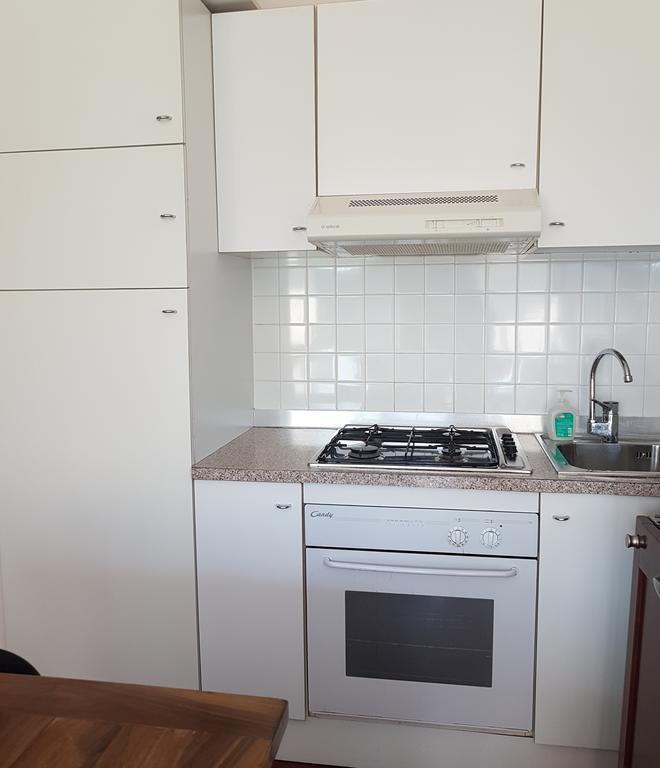 Casa Di Ludovica Apartment Manerba del Garda Luaran gambar