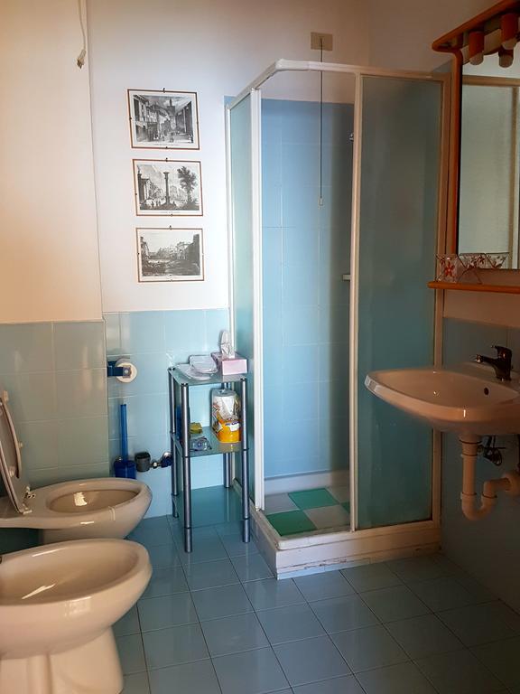 Casa Di Ludovica Apartment Manerba del Garda Luaran gambar
