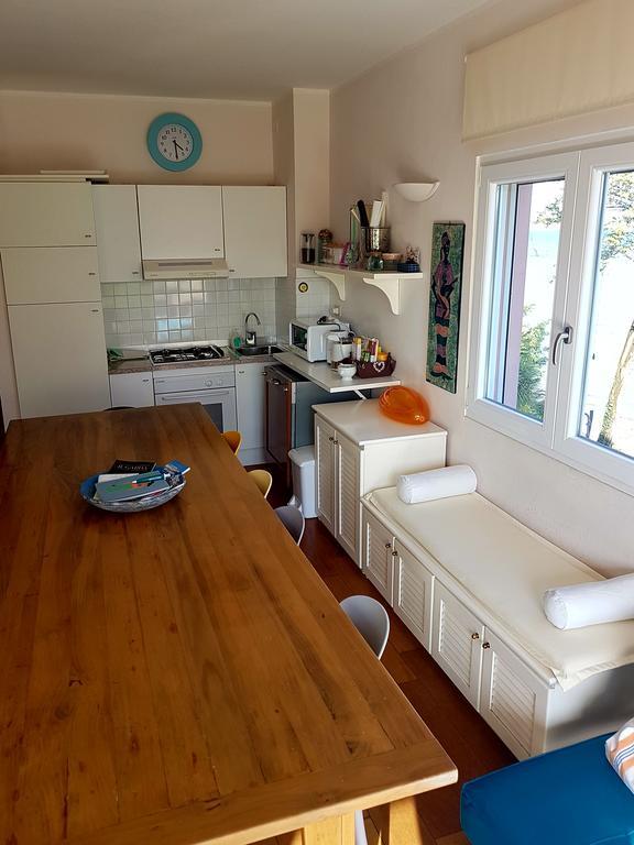 Casa Di Ludovica Apartment Manerba del Garda Luaran gambar