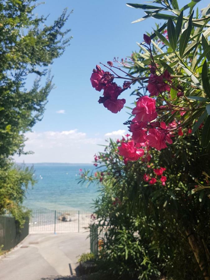 Casa Di Ludovica Apartment Manerba del Garda Luaran gambar